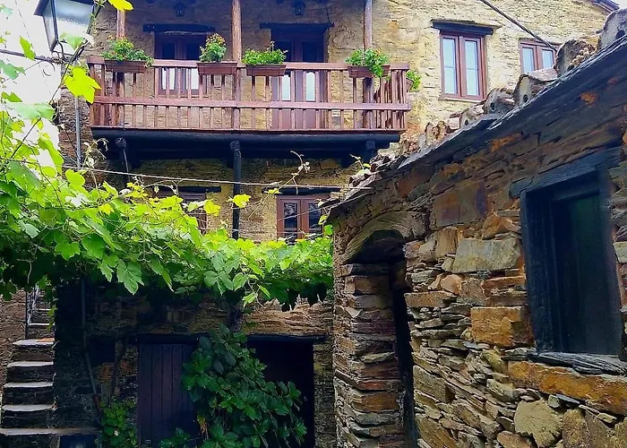 Casa Ferreira-Talasnal